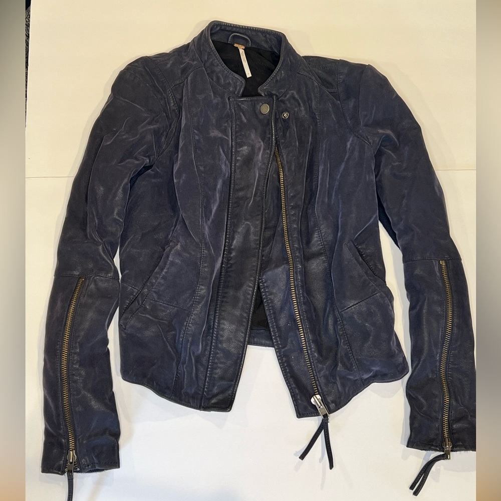 Free People sz 4 faux leather moto navy blue jacket